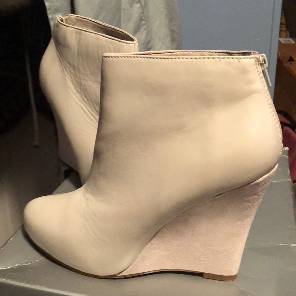 Report Wedge Booties